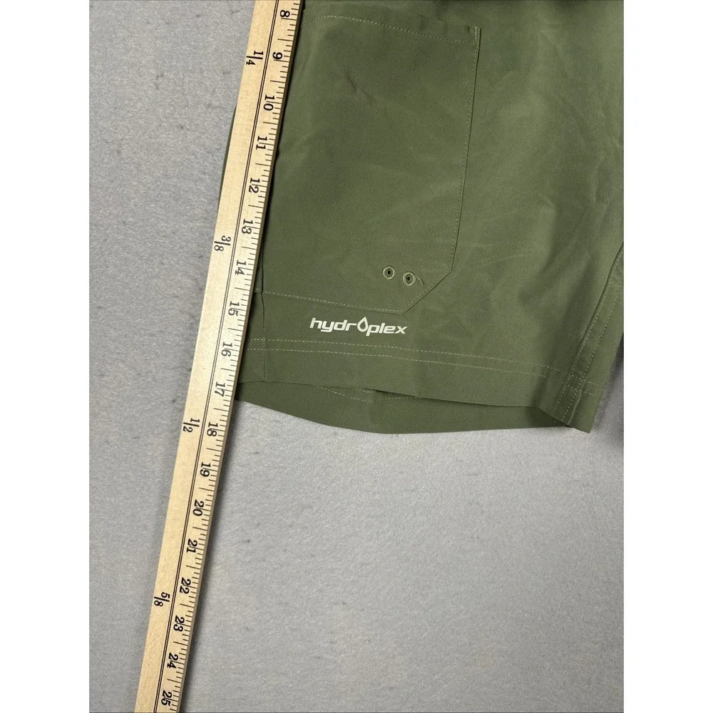 Mossy Oak Flex‎ Fishing Cargo Shorts Men's Small Olive green Hydroplex Cooling